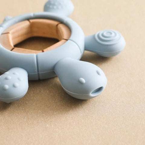 WOODEN TEETHING RING | CUTTIETURTLE™