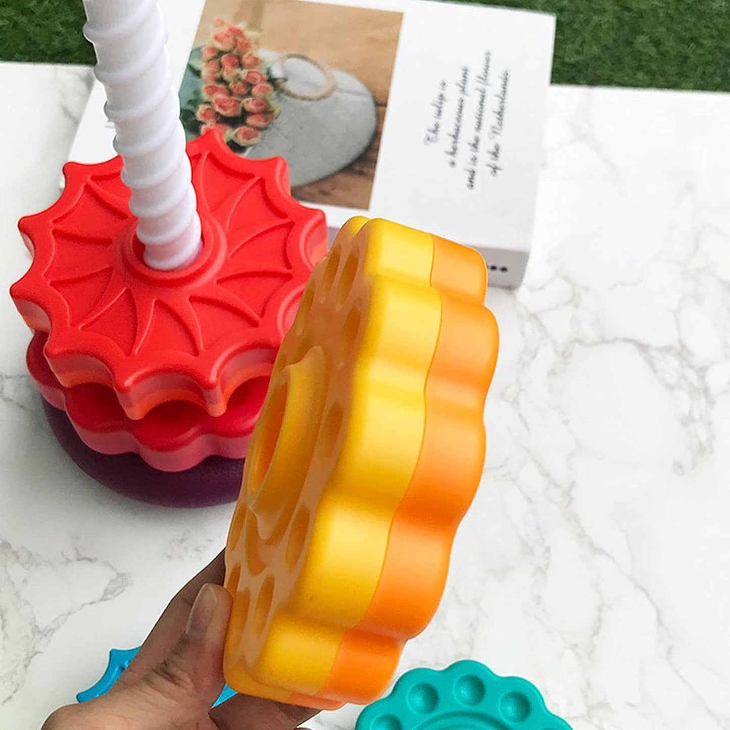 RAINBOW SPINNING WHEEL STACKING TOY | SPINTOY™