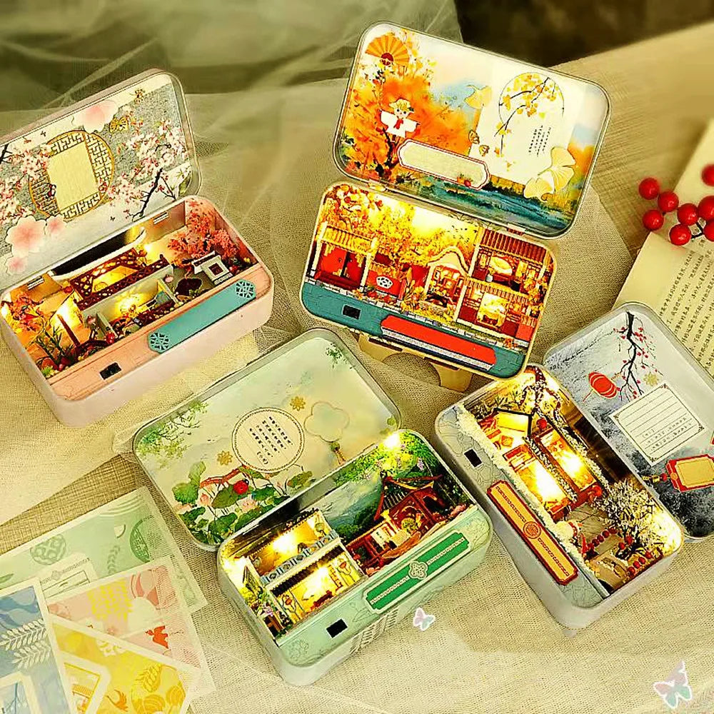 DOLLHOUSE BOX