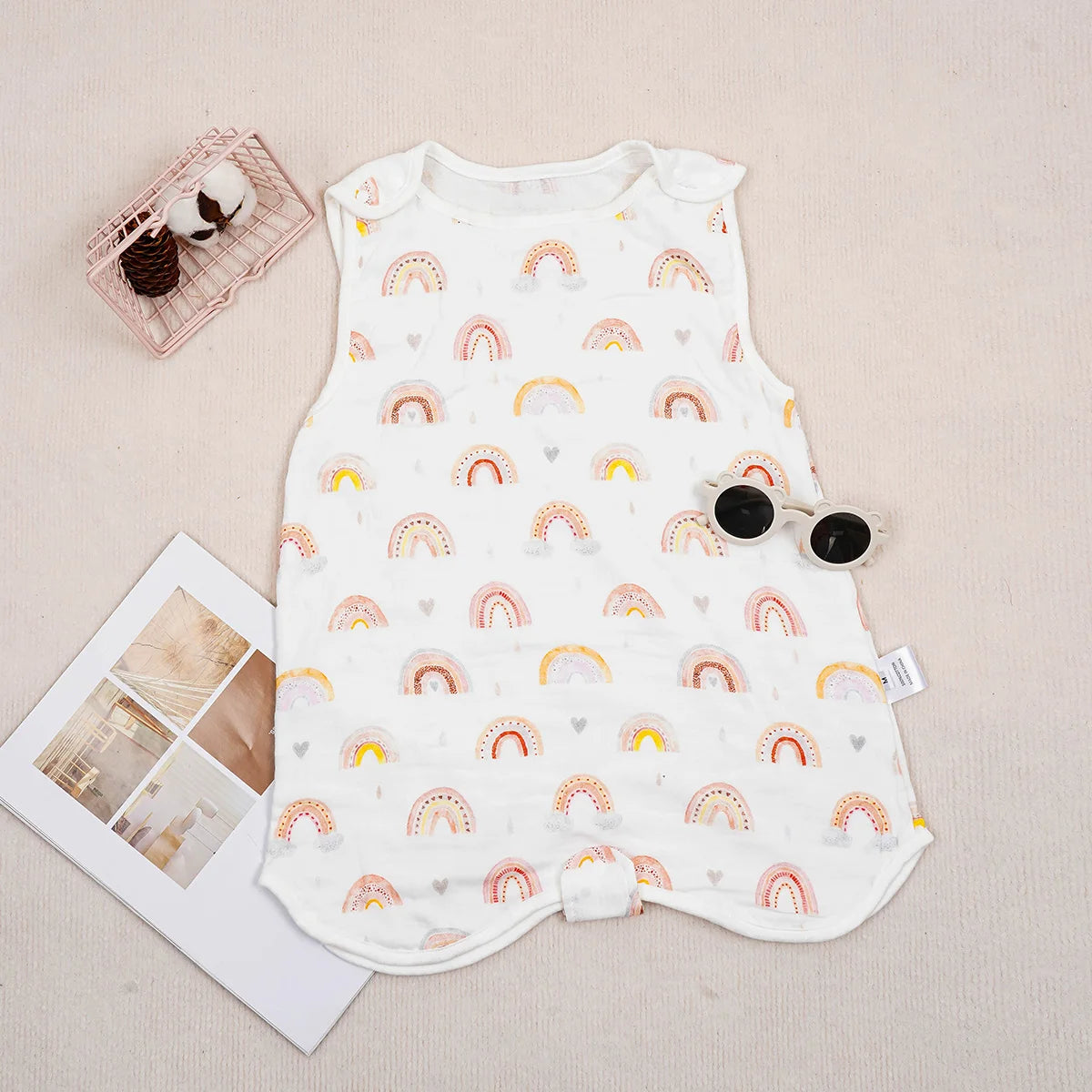 Summer sleeping bag with animal patterns